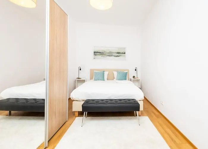 Appartement Orestaliving - Danube Canal View